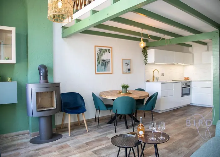 Charming Town House In The Heart Of Suquet