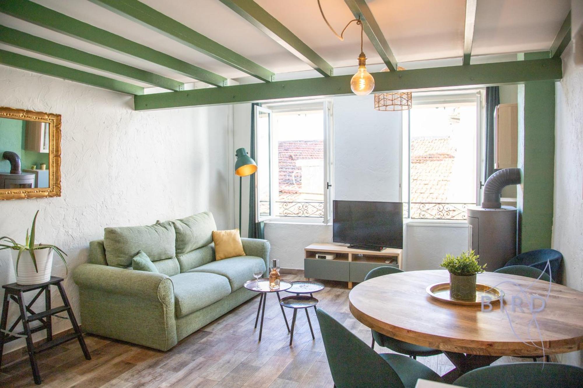Hébergement de vacances Charming Town House In The Heart Of Suquet Cannes
