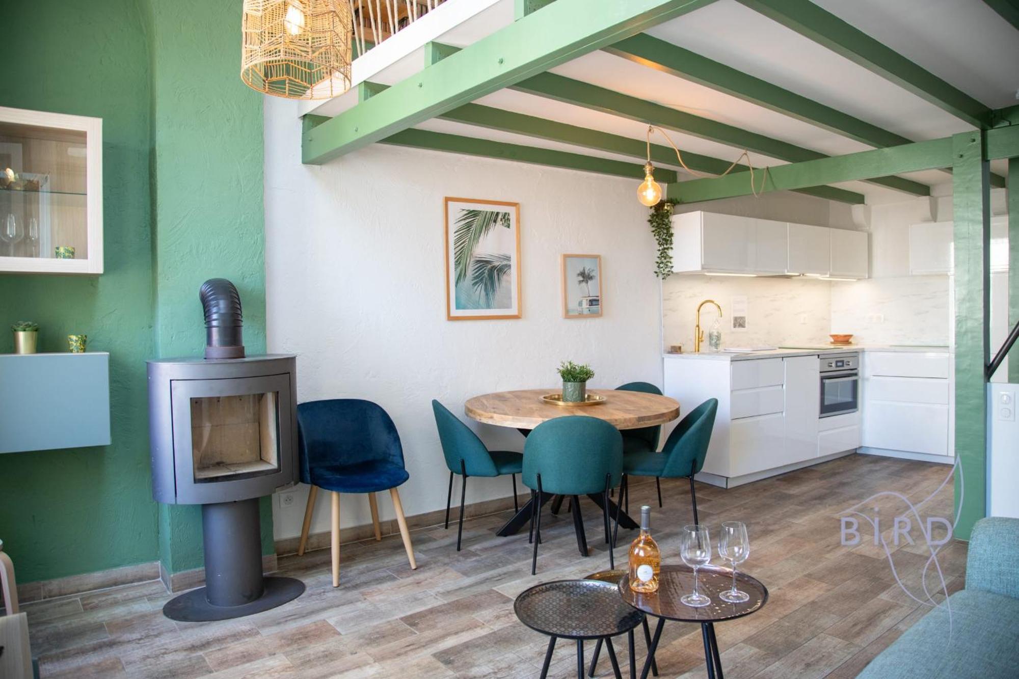 Hébergement de vacances Charming Town House In The Heart Of Suquet *