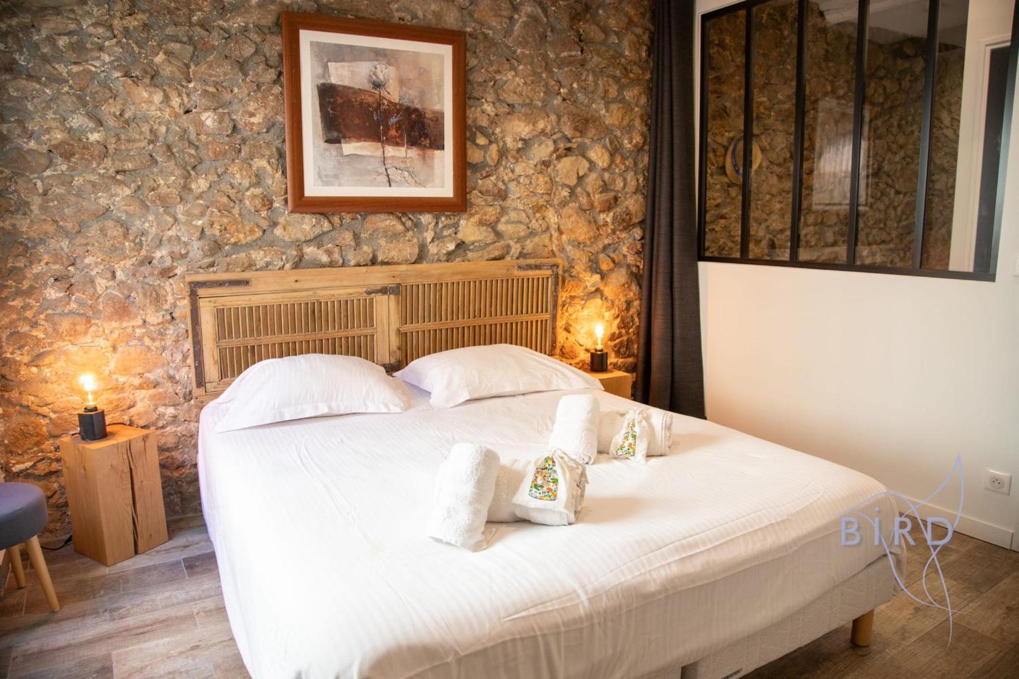Charming Town House In The Heart Of Suquet Cannes